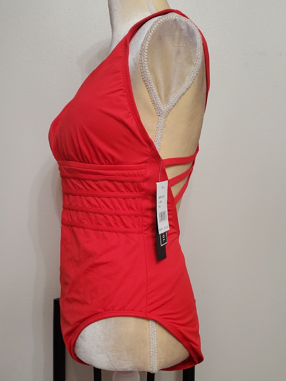 La Blanca Swimsuit Size 14 - Picture 4 of 11